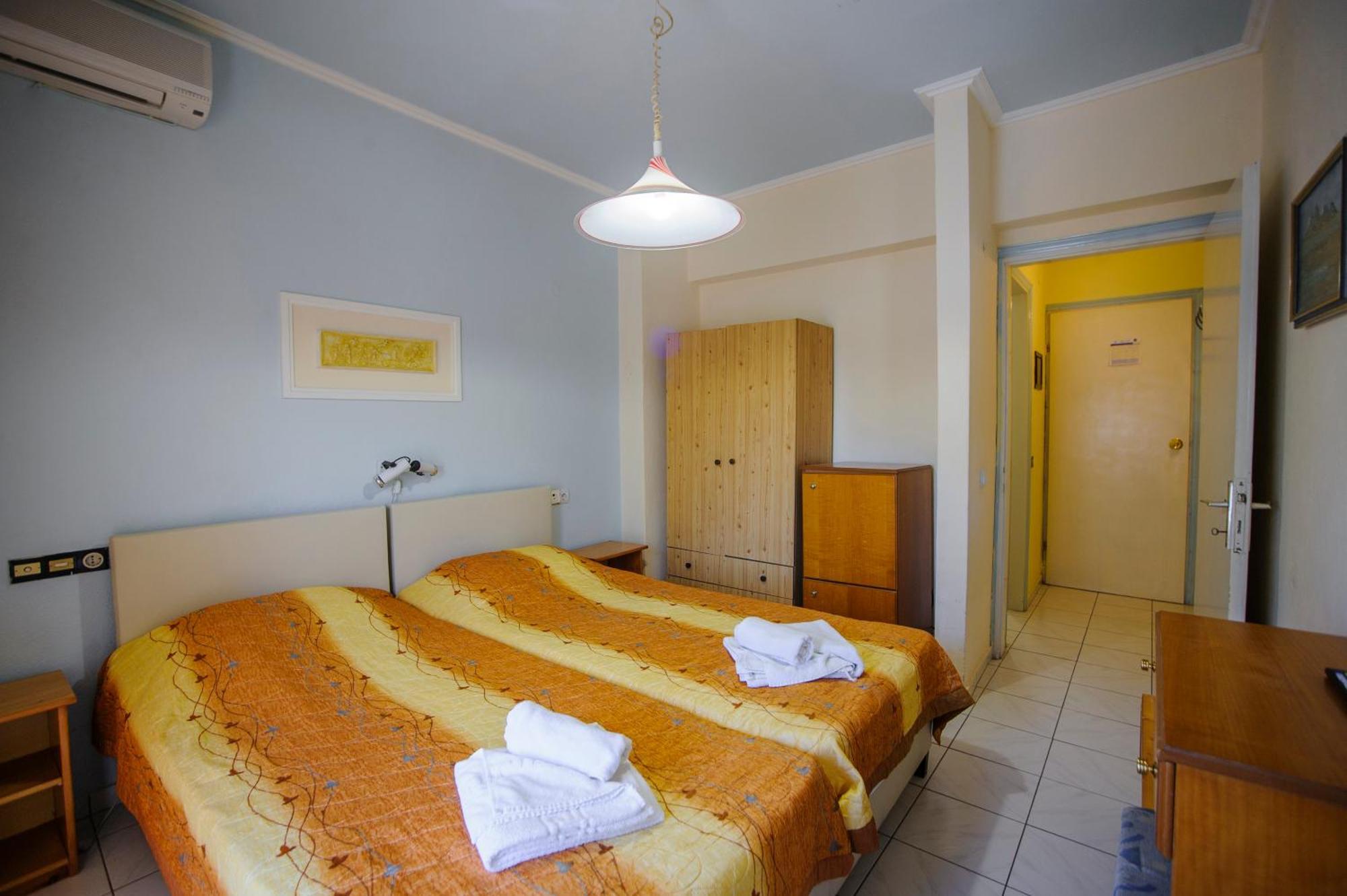 Hotel Europa Olympiaki Akti Bagian luar foto