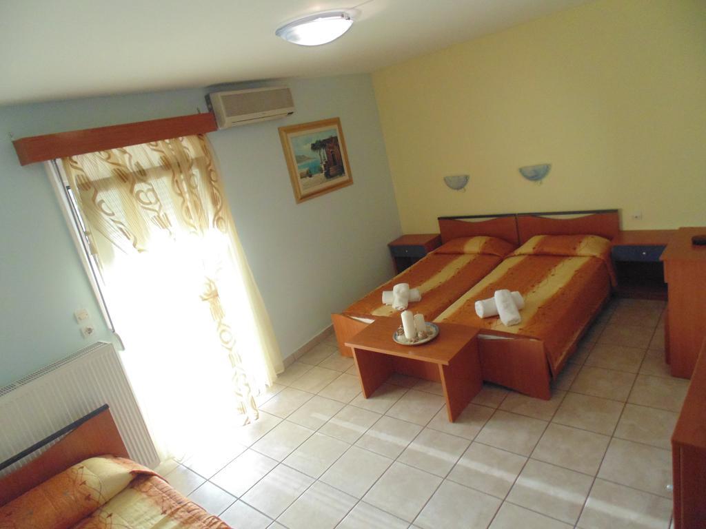 Hotel Europa Olympiaki Akti Bagian luar foto